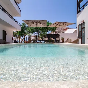 Hau Holbox, Oceanfront Boutique Hotel